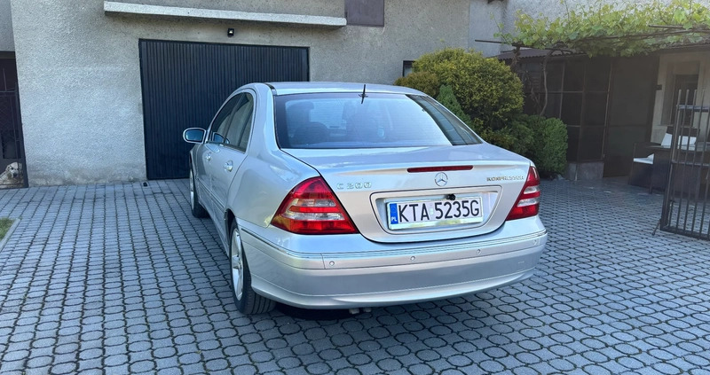 Mazda MX-30 cena 168600 przebieg: 1, rok produkcji 2023 z Rzgów małe 37